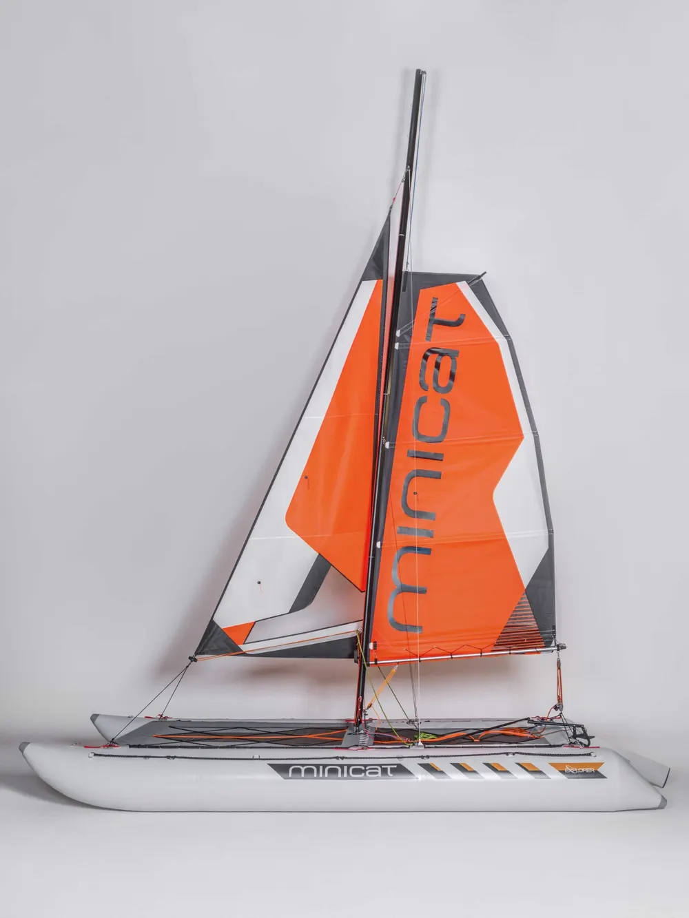 MiniCat 520 Explorer wyprawowy katamaran pompowany z ożaglowaniem