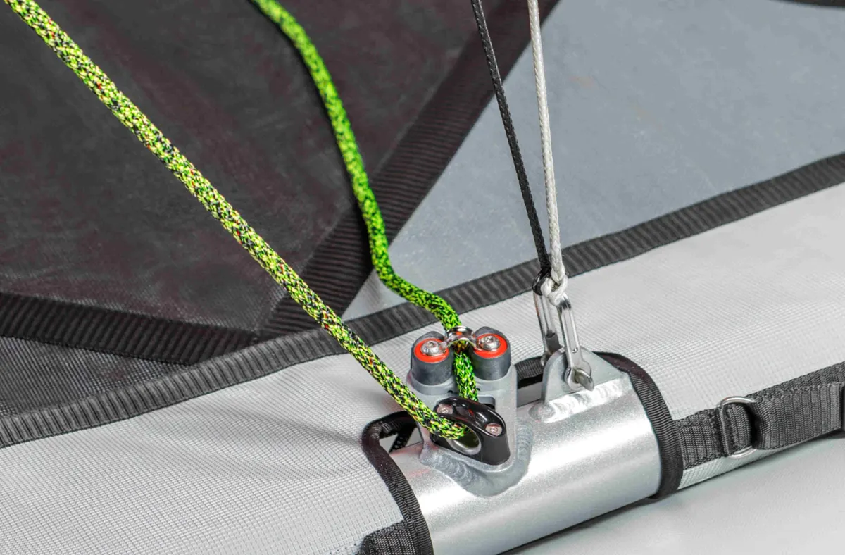 MiniCat 520 Explorer wanty Dyneema i mocowanie olinowania
